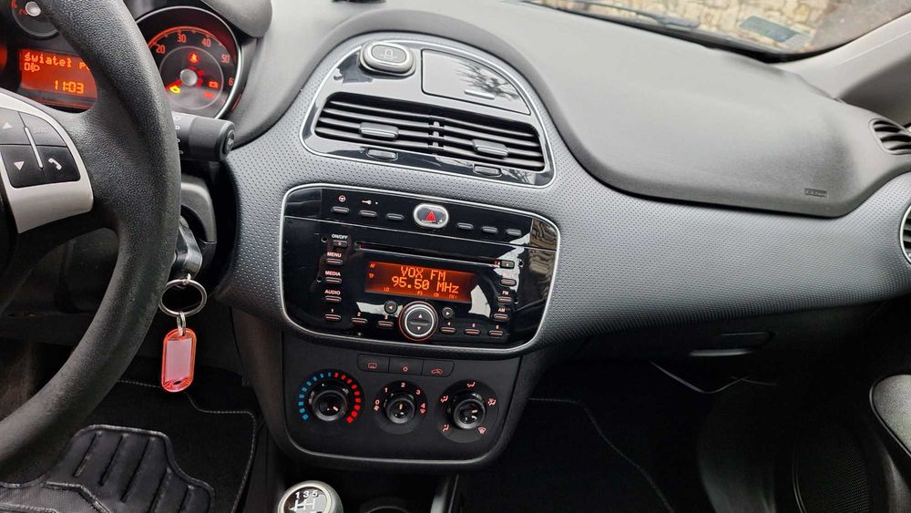 Fiat Punto Evo 1.3 Diesel | 2010 | 149 000 km | Biały / czarny dach