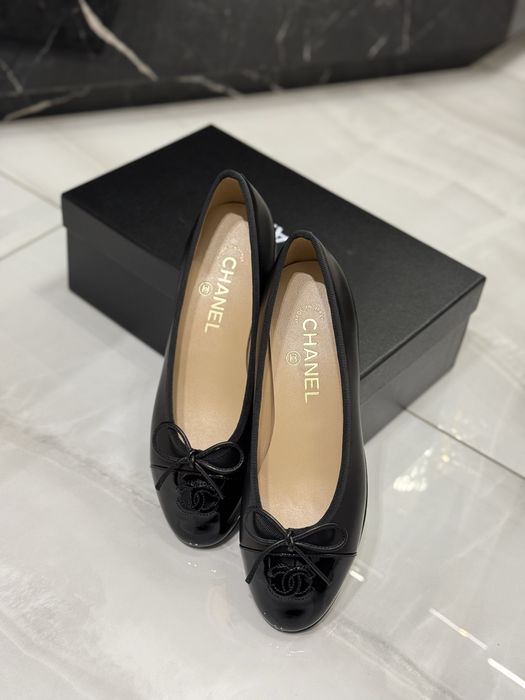 Baleriny Chanel black leather