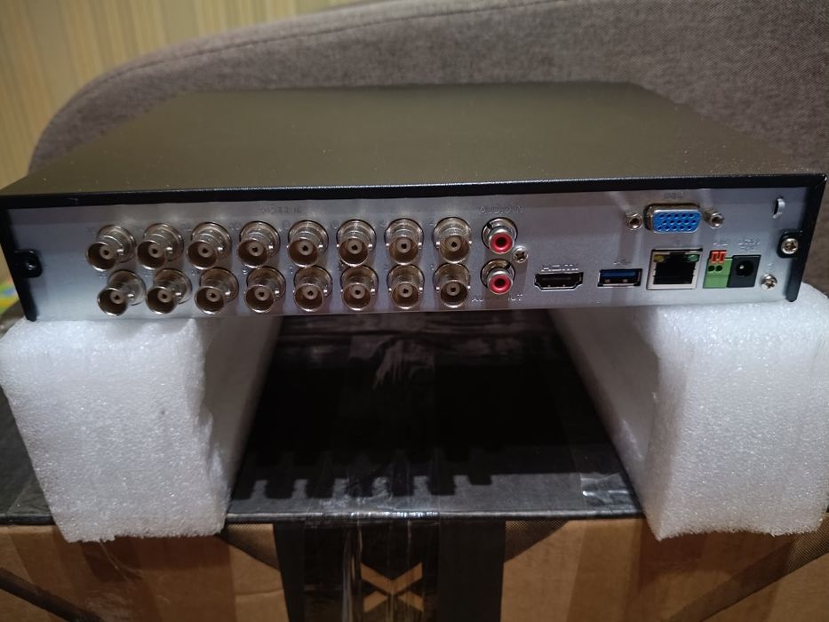 Відеореєстратор Dahua DH-XVR5116HS-I3