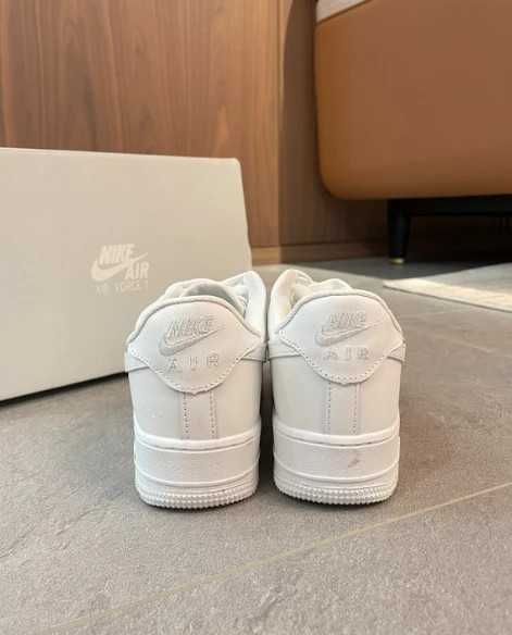Nike Air Force 1 One All White 37.5