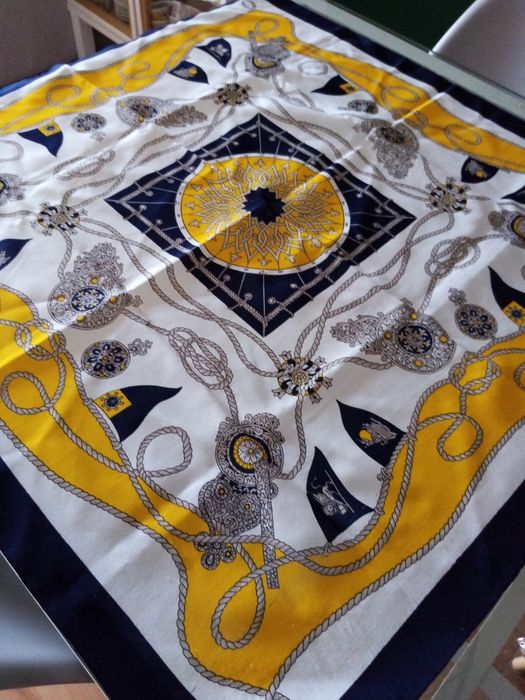 Italian Handkerchiefs, 100% Polyester, Various Sizes64752188323203122