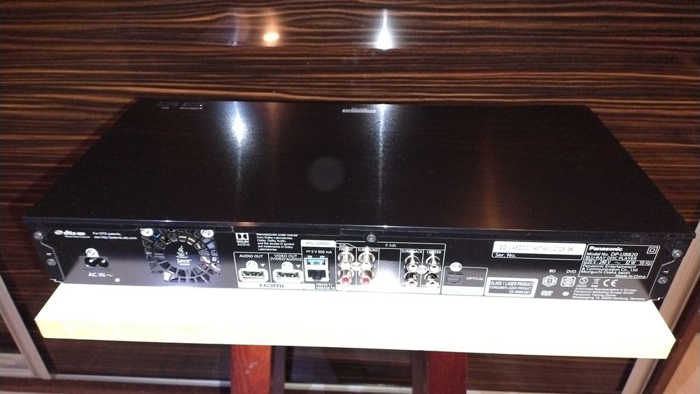 Panasonic DP-UB820 odtwarzacz Blu-ray 4K