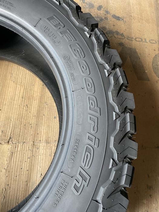 265/60 R18 BFGoodrich All Terrain T/A KO2 / USA / болотні шини