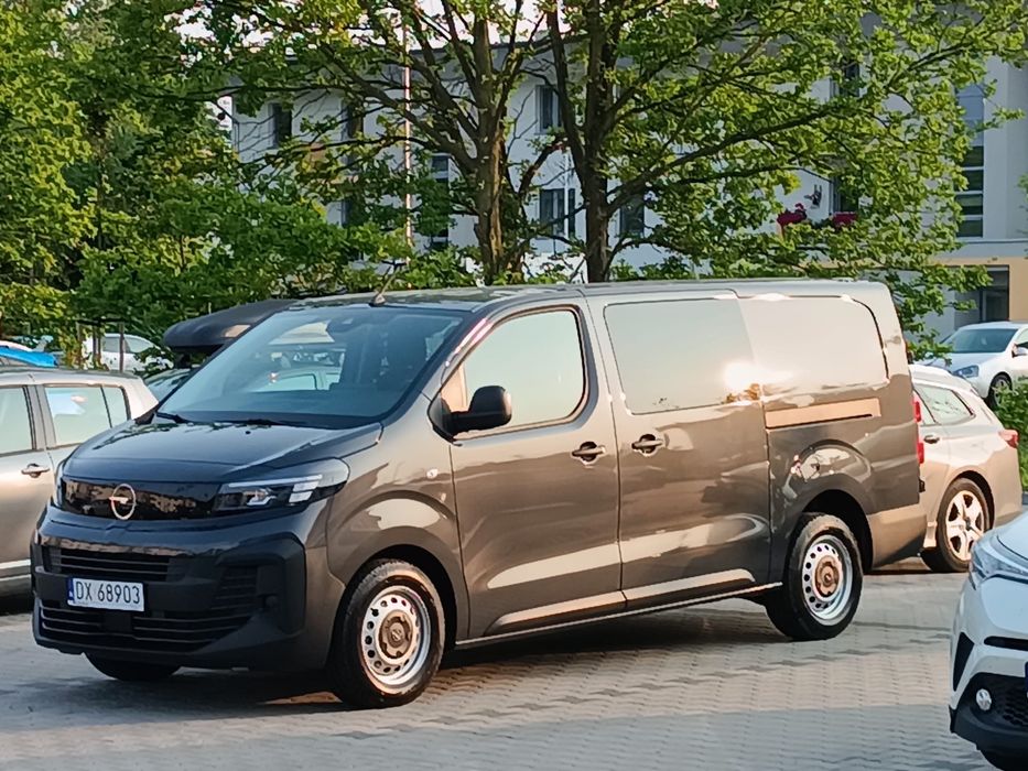 Wynajem vana/busa z kierowcą