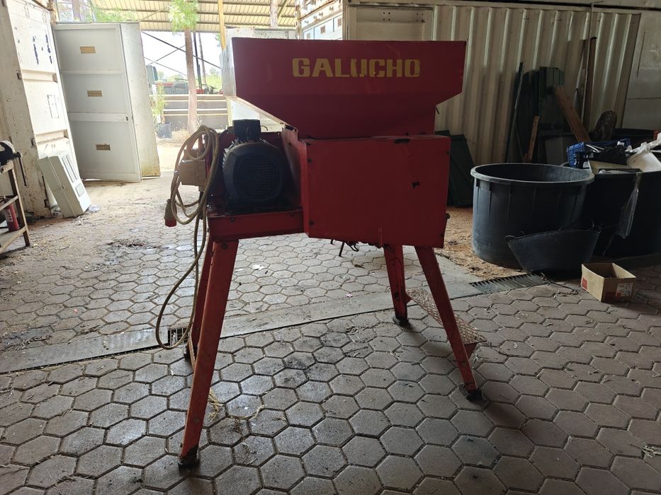 Moinho agrícola Galucho Agram A40