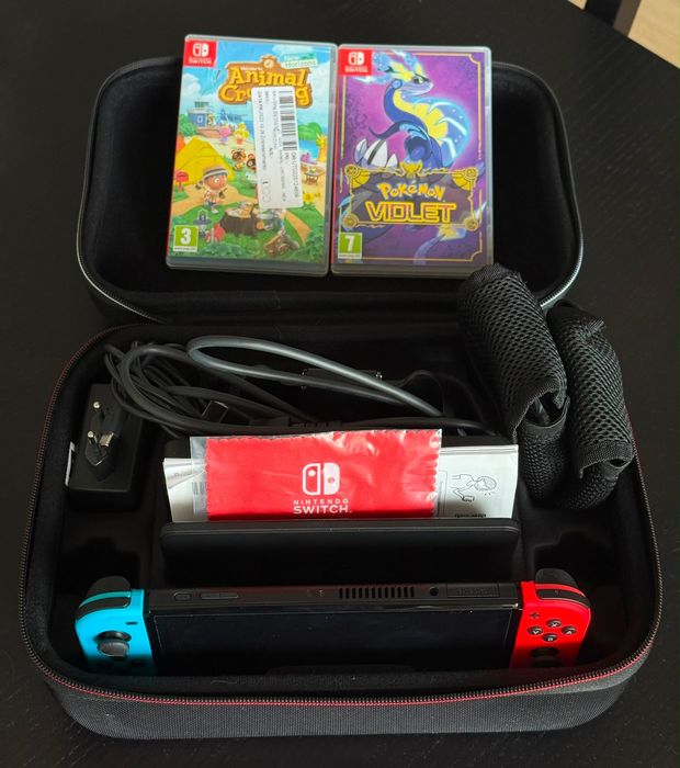 Nintendo Switch OLED + Acessórios + Mala de Transporte + 2 jogos