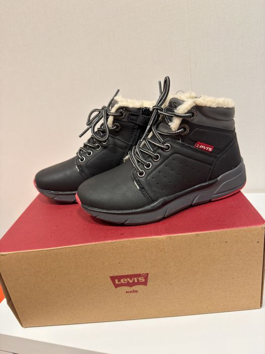 Зимние ботинки Levis на мальчика