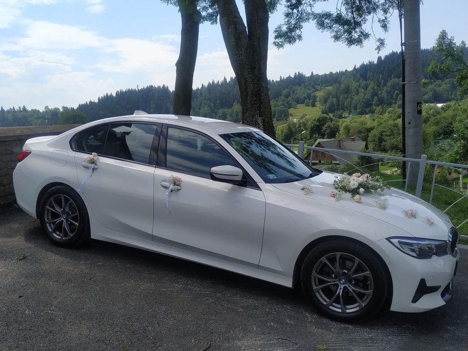 Samochód do ślubu /Auto do ślubu. Białe BMW Limuzyna M pakiet