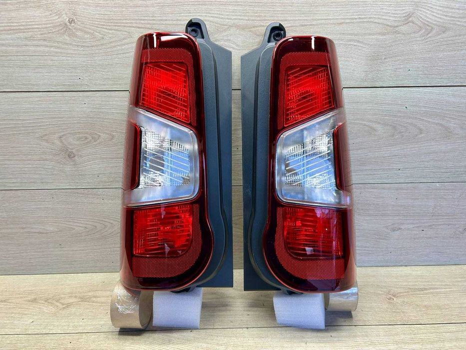 Ліхтар Fiat Doblo Citroen Berlingo Combo Partner Rifter Proace CITY