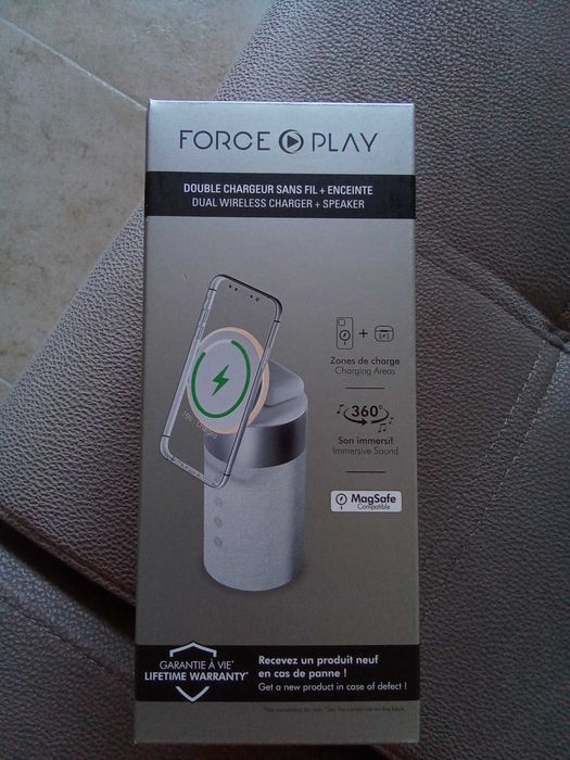 Carregar sem fios duplo mais coluna, nunca usado, embalagem selada.