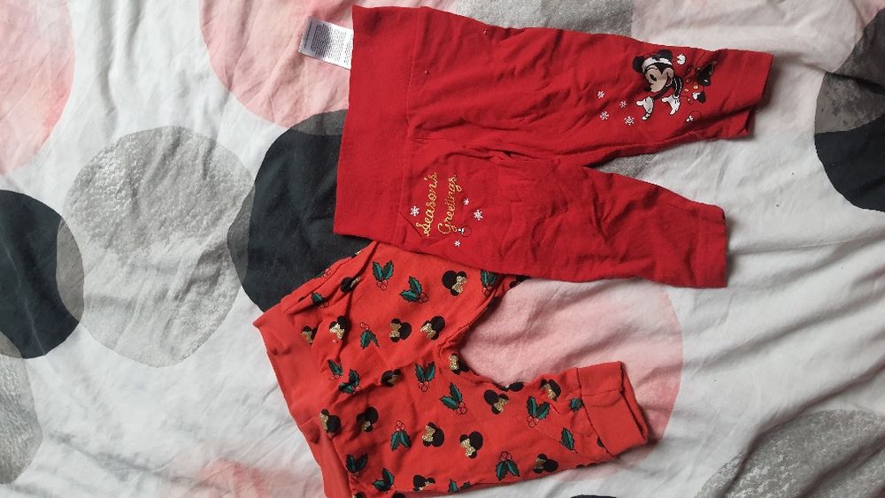 Zestaw ubranek świątecznych dla dziewczynki rozmiar 62