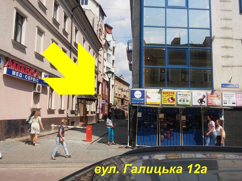 Професійний ремонт ноутбуків, планшетів, комп'ютерів та телефонів.