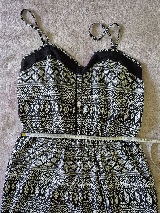 Kombinezon na lato z geometrycznym wzorem Primark