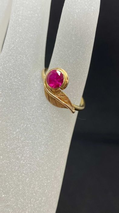 Złoty Pierścionek z różowym kamieniem 14ct 583, 2,70g, rozmiar: 16