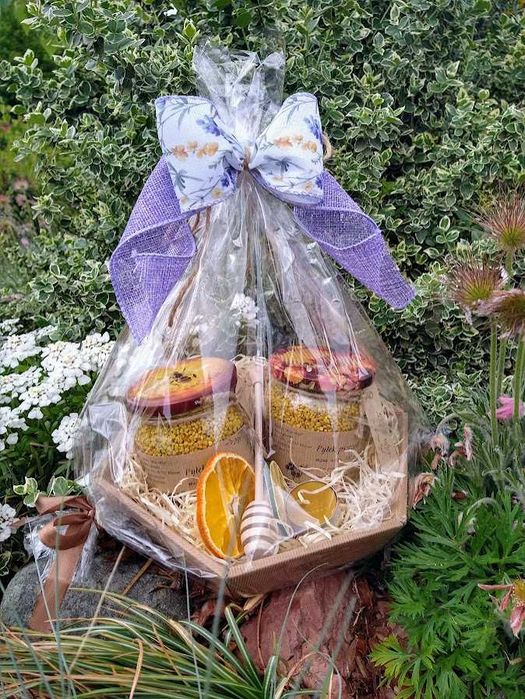 Miód, pyłek pszczeli, upominki