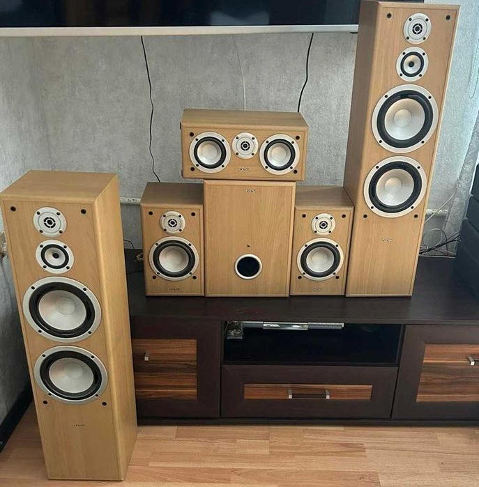 Tonsil Feniks Kino domowe