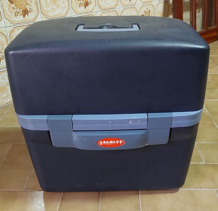 Frigorifico para ligar ao carro
