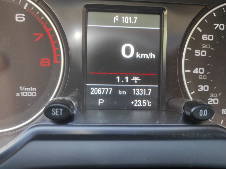 продам авто AUDI Q5 2015 рік