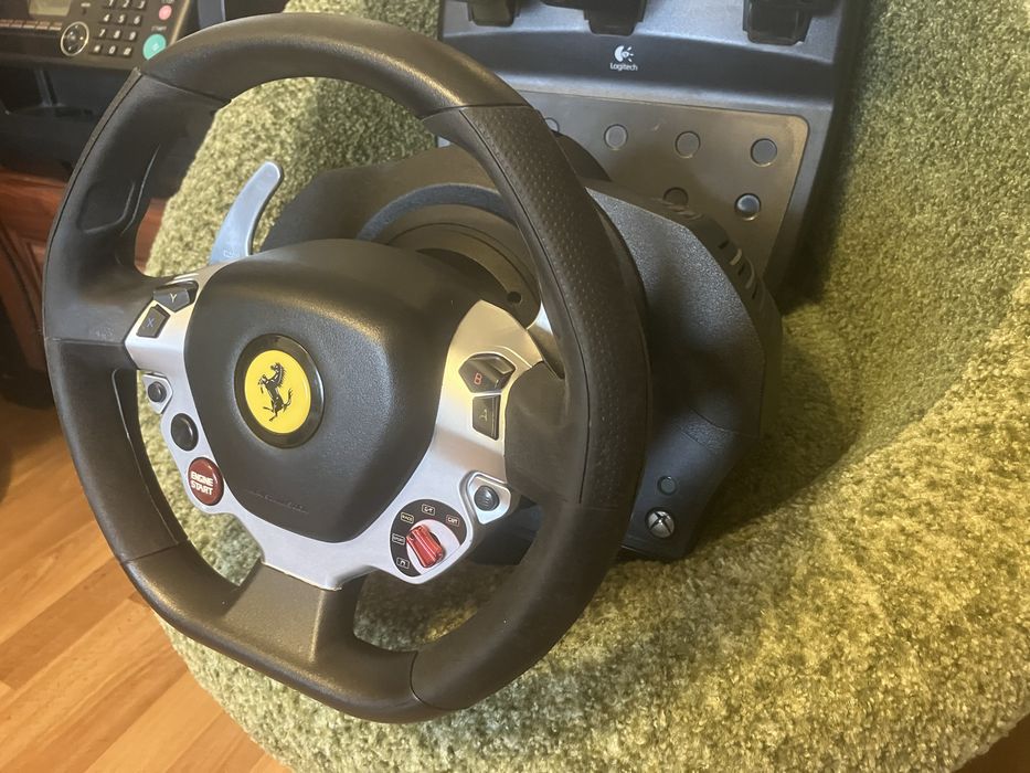 Комплект Thrustmaster TX (T300) Ferrari 458  з педалями Logitech G27