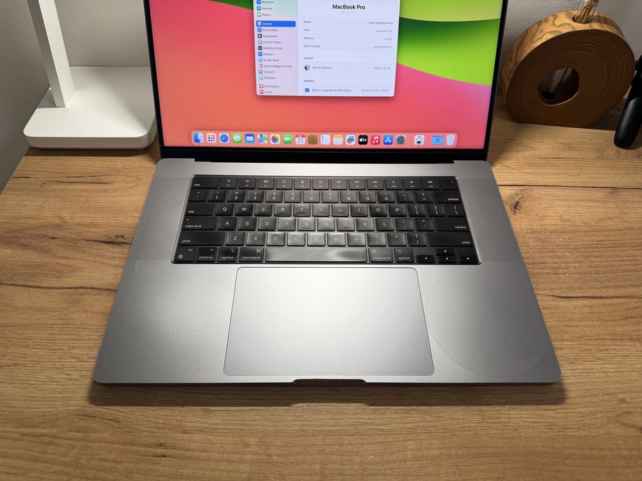 MacBook Pro 16 2021 32GB RAM 1TB SSD
