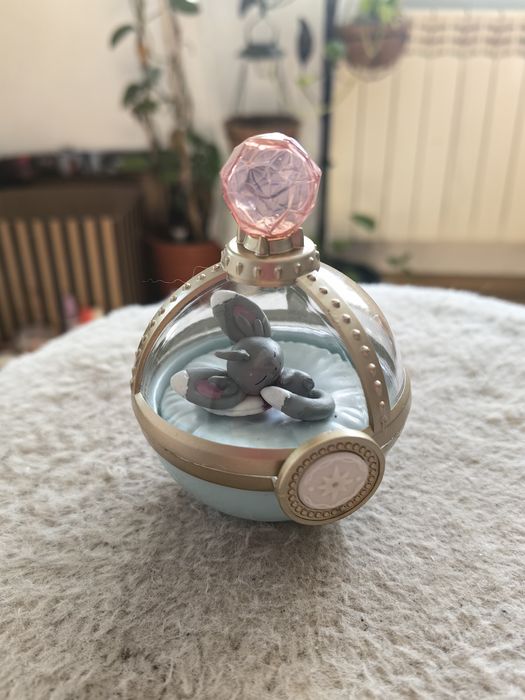 Zabawka figurka Minccino pokeball pokemon