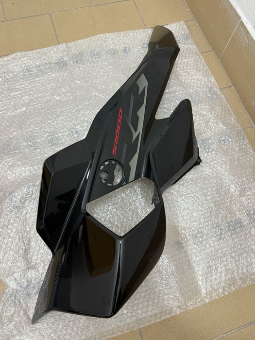Carenagem esquerda bmw s1000rr