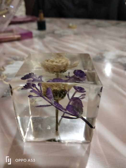 Лаванда з ромашкою в епоксидній смолі