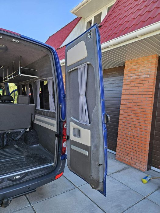 Продам мікроавтобус фольцваген крафтер