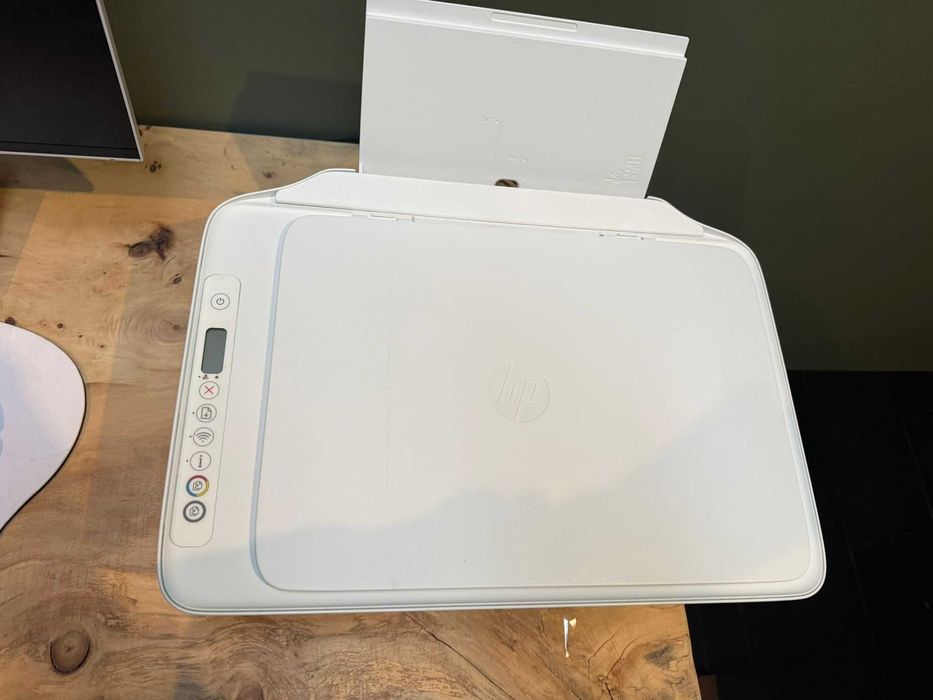 HP DeskJet 2710e