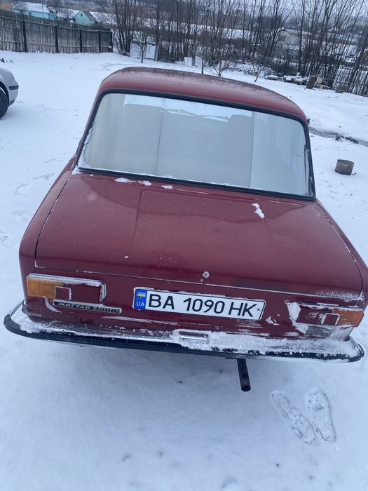 Продам ваз 21011