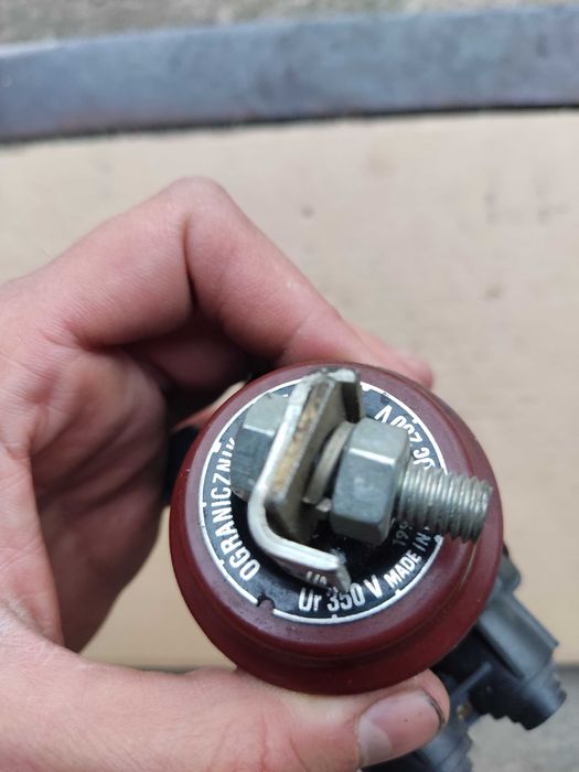 Ogranicznik ochronnik przepięć do sieci linii zewnętrzny