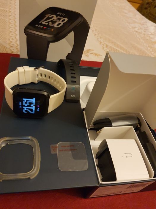 Smartwatch Fitbit Versa z NFC