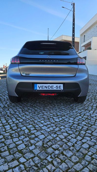 Peugeot e208 de 2023