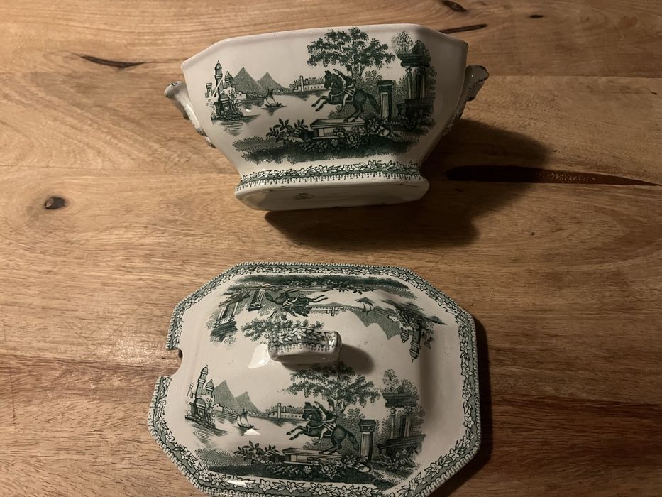 Pequena/ mini terrina real fabrica de sacavem