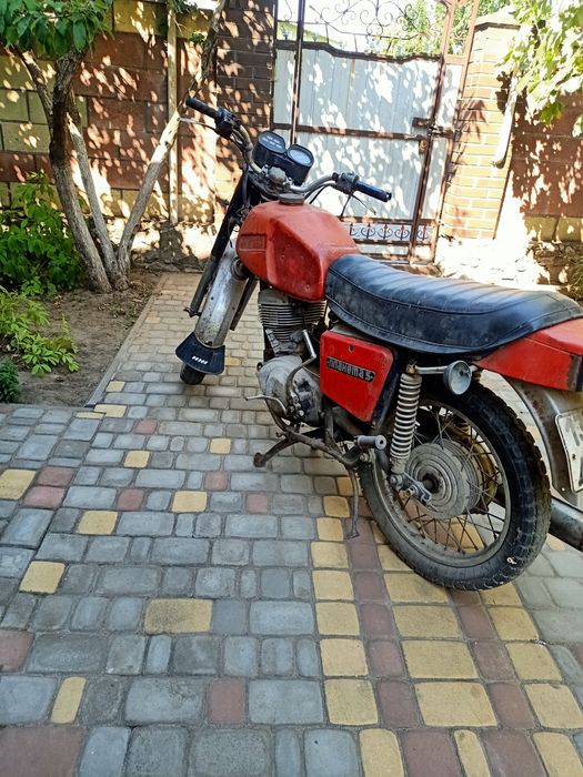 Продам мотоцикл Иж планета пять