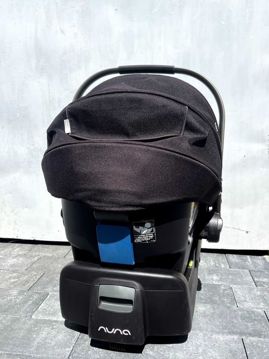 Автокрісло Nuna Pipa з базою Isofix
