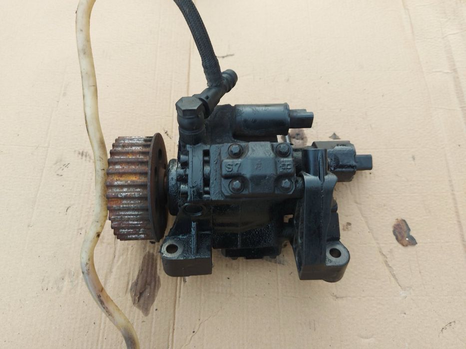 Продам топлевный насос тнвд Renault Nissan Suzuki Dacia 1,5 dci k9k