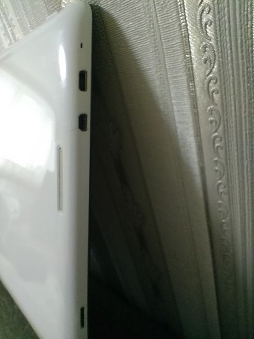 Продам планшет Asus