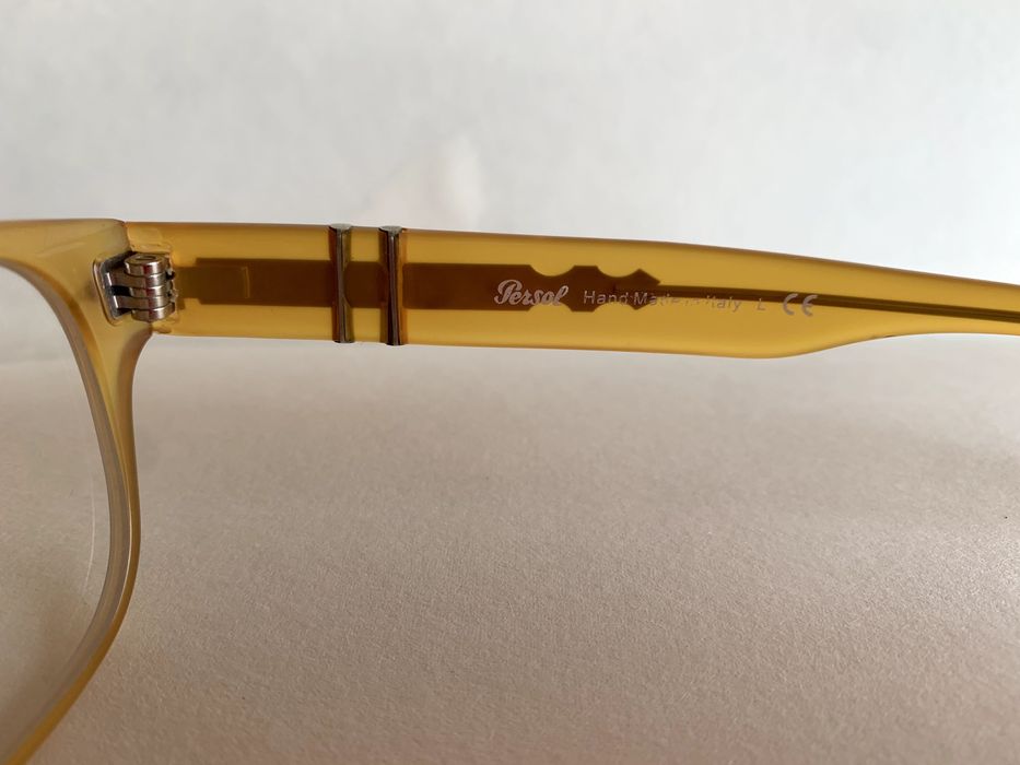 VENDO OCULOS PERSOL.  Modelo PO3374V, cor Mel, tamanho 54
