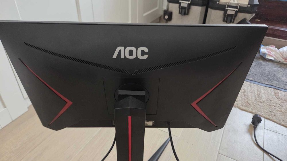 Monitor AOC 24G2 24" 144Hz IPS - com defeito no ecra