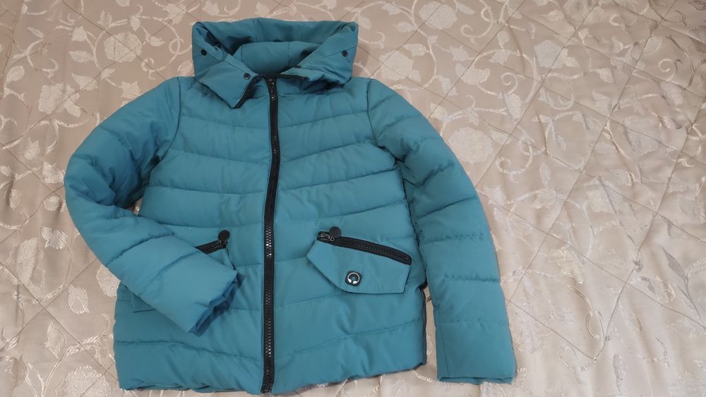 Продам жіночу куртку