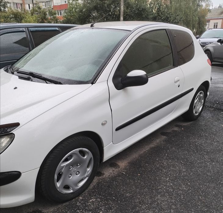 Продам Peugeot 206