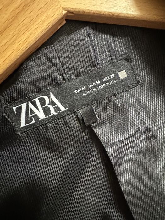 Casaco preto Zara