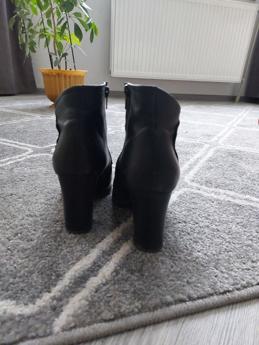 Зимові та демисезонні черевики