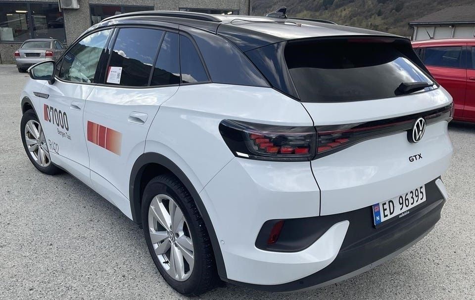 VW ID.4 82 kWh кришка багажника