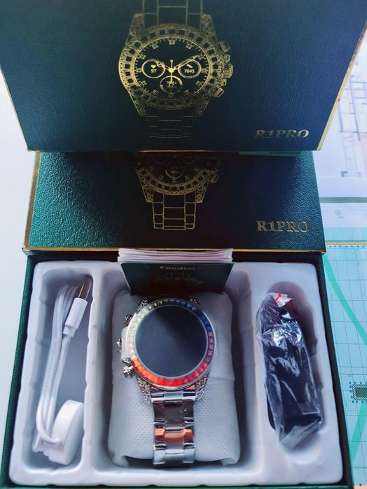 Smart Watch - R1 Pro