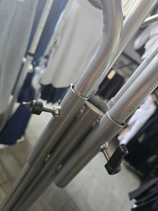 Стійка краб для магазину