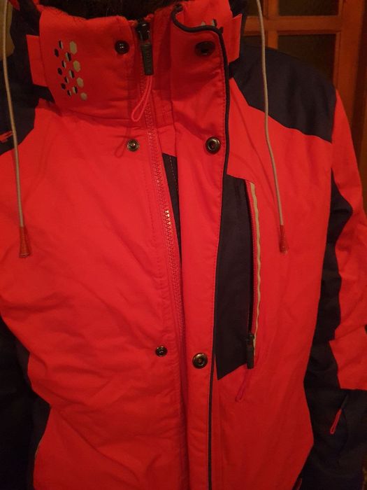 Дуже тепла зимова горнолижна куртка пуховик курточка зимняя