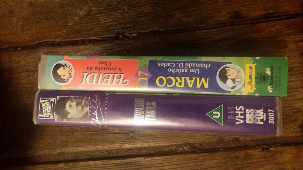 Cassetes vhs animação e outras