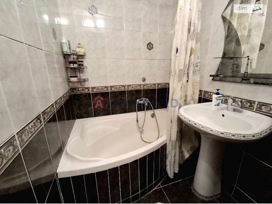 3-кім квартира, вул Квіткова ПЗР